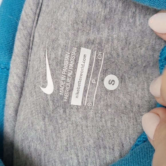 Nike blue hooded sweatshirt - Picture 2 of 3